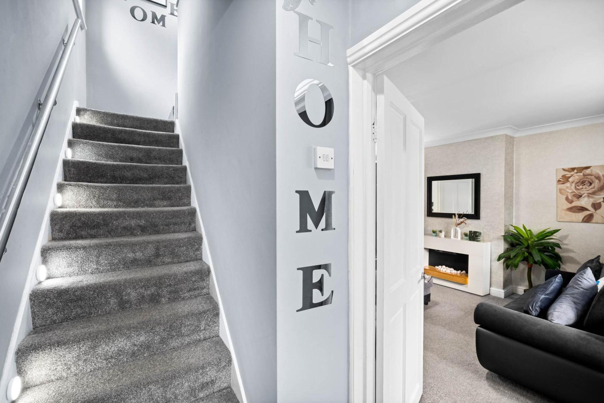 Stylish 3 Bedroom Home Away From Home Birmingham Eksteriør billede
